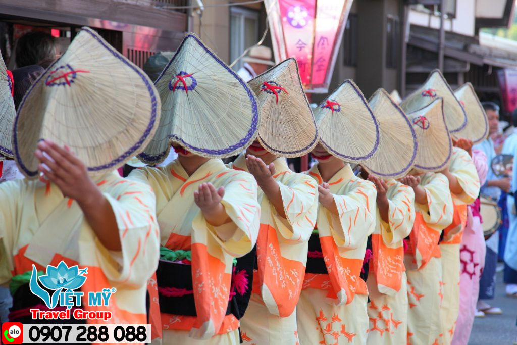 Đi du lịch Nhật Bản tháng 9 có gì vui?