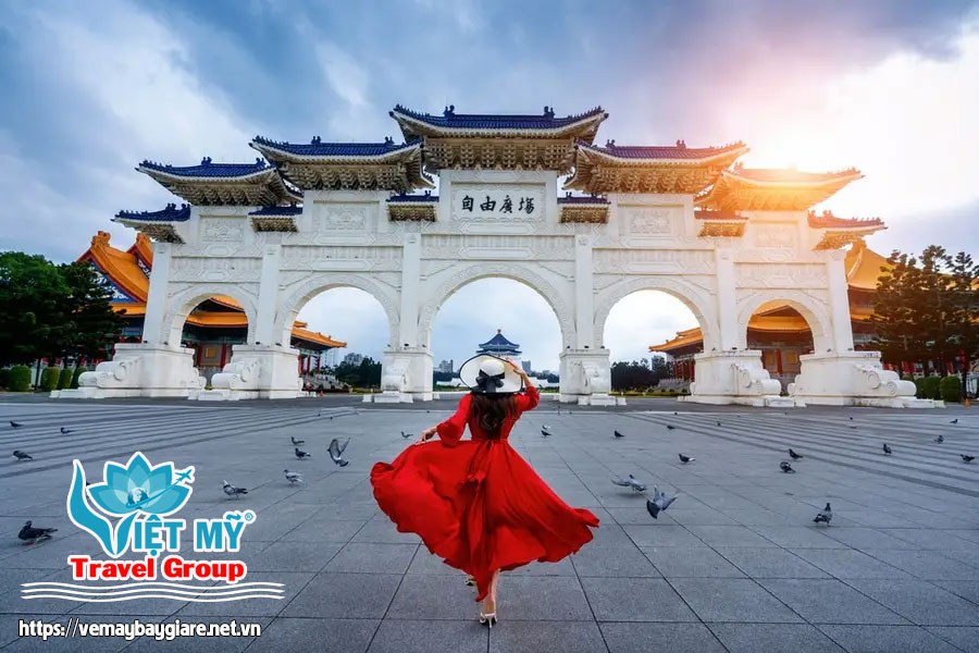 Từ Việt Nam bay sang Đài Loan bao nhiêu tiếng?