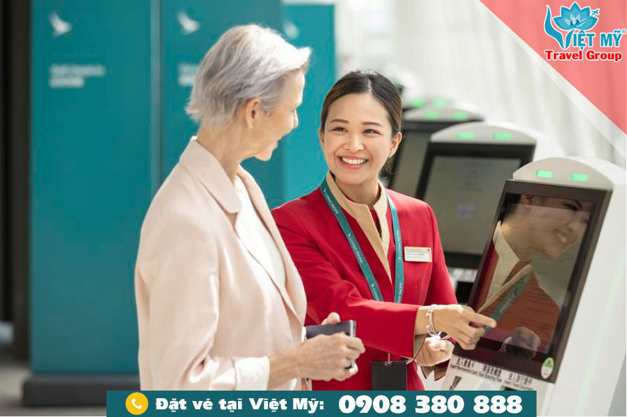 Bay đến Tân Cương với hãng Cathay Pacific