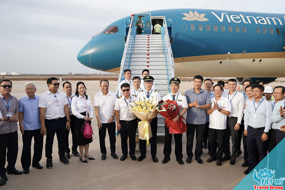 Cảng Hàng không quốc tế Long Thành đón tàu bay thương mại đầu tiên