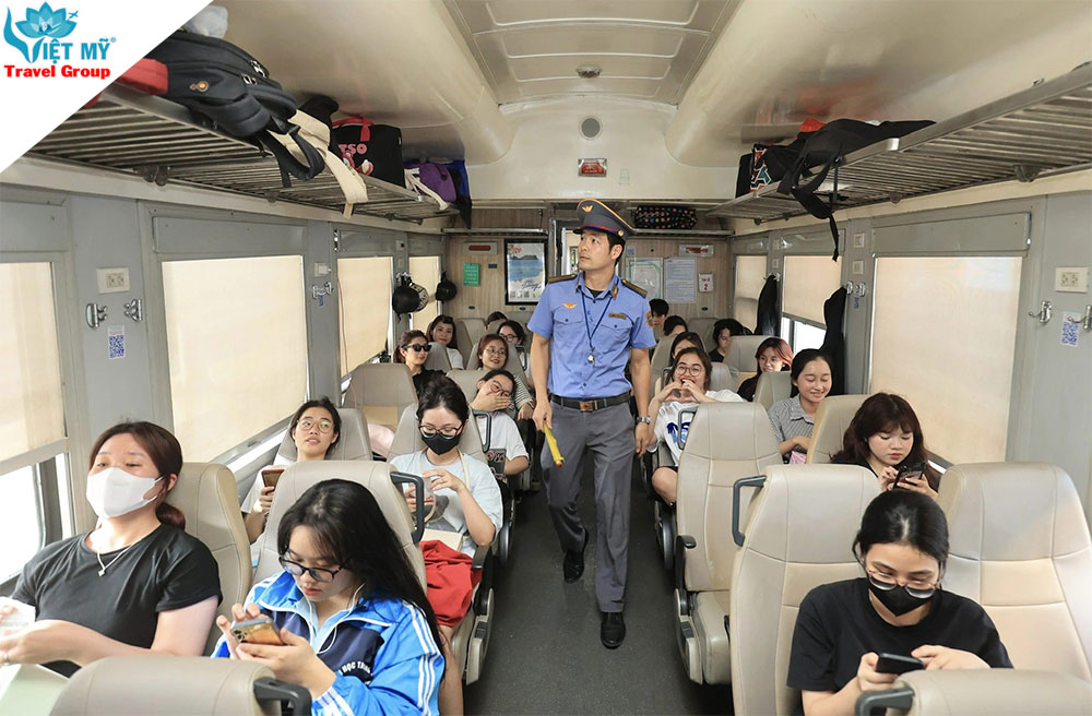 Vé tàu nhập học 2026 giảm 10% cho tân sinh viên và người thân